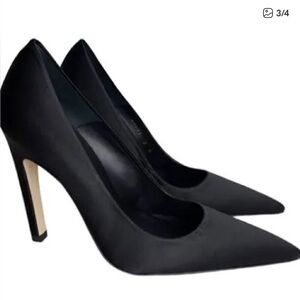 Good American Closed Toe Satin High Heel Pump Classic Office Party NEW 5.5